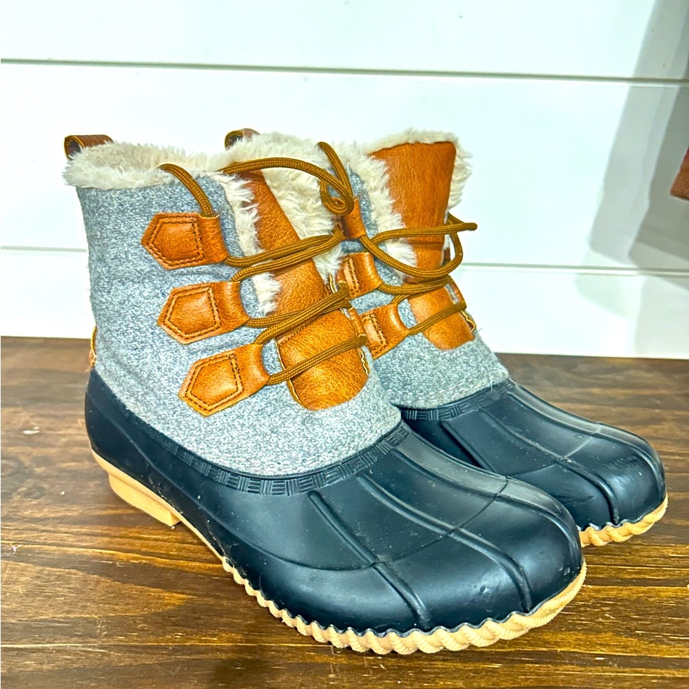 Maurice’s Faux Fur Snow Boots
